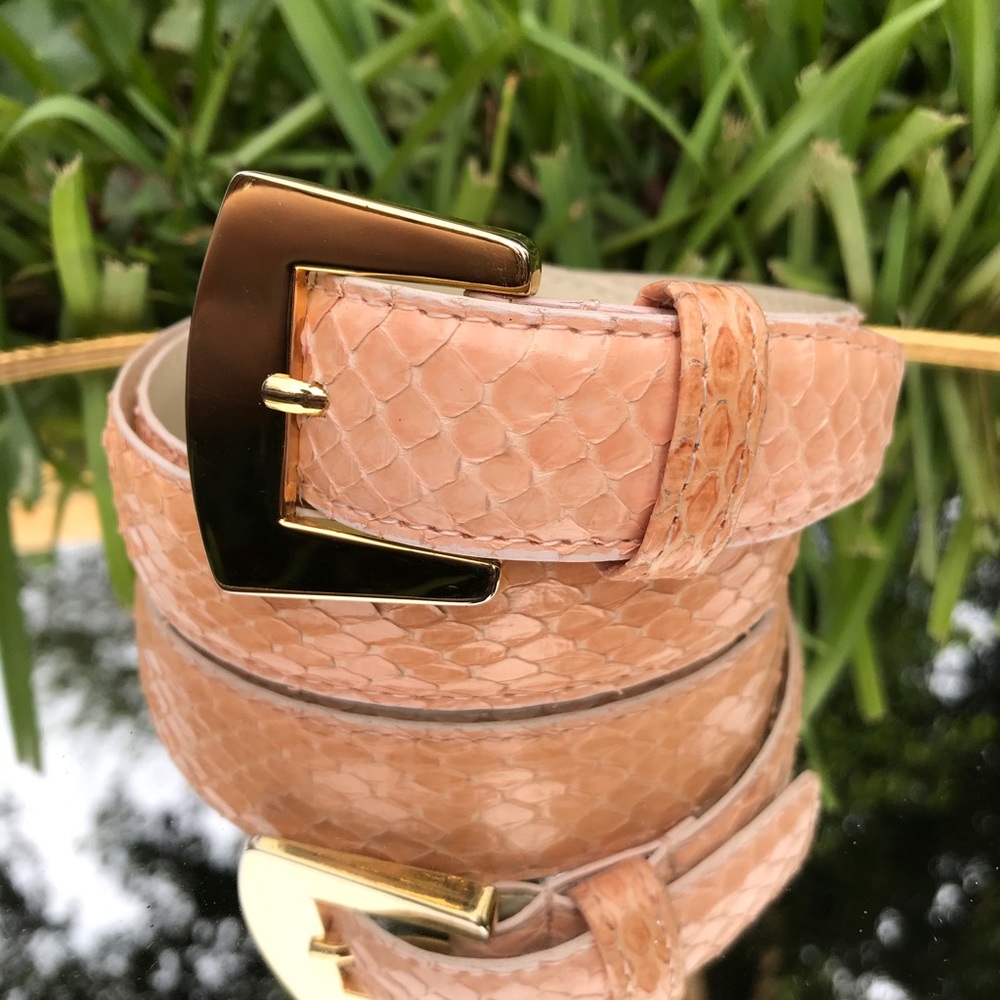 Vintage blush snakeskin belt